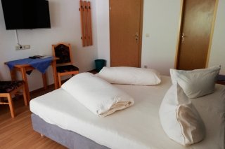 09_pension_gschwandthof_pitztal_doppelzimmer.jpg