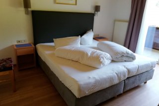 1_pension_gschwandthof_pitztal_doppelzimmer.jpg