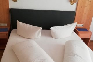 2_pension_gschwandthof_pitztal_doppelzimmer.jpg